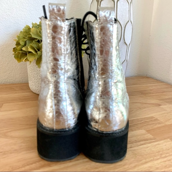 Shelly’s London Silver Lily Lace Up Chelsea Platform Wedge Boots Size 6.5 - Picture 6 of 13